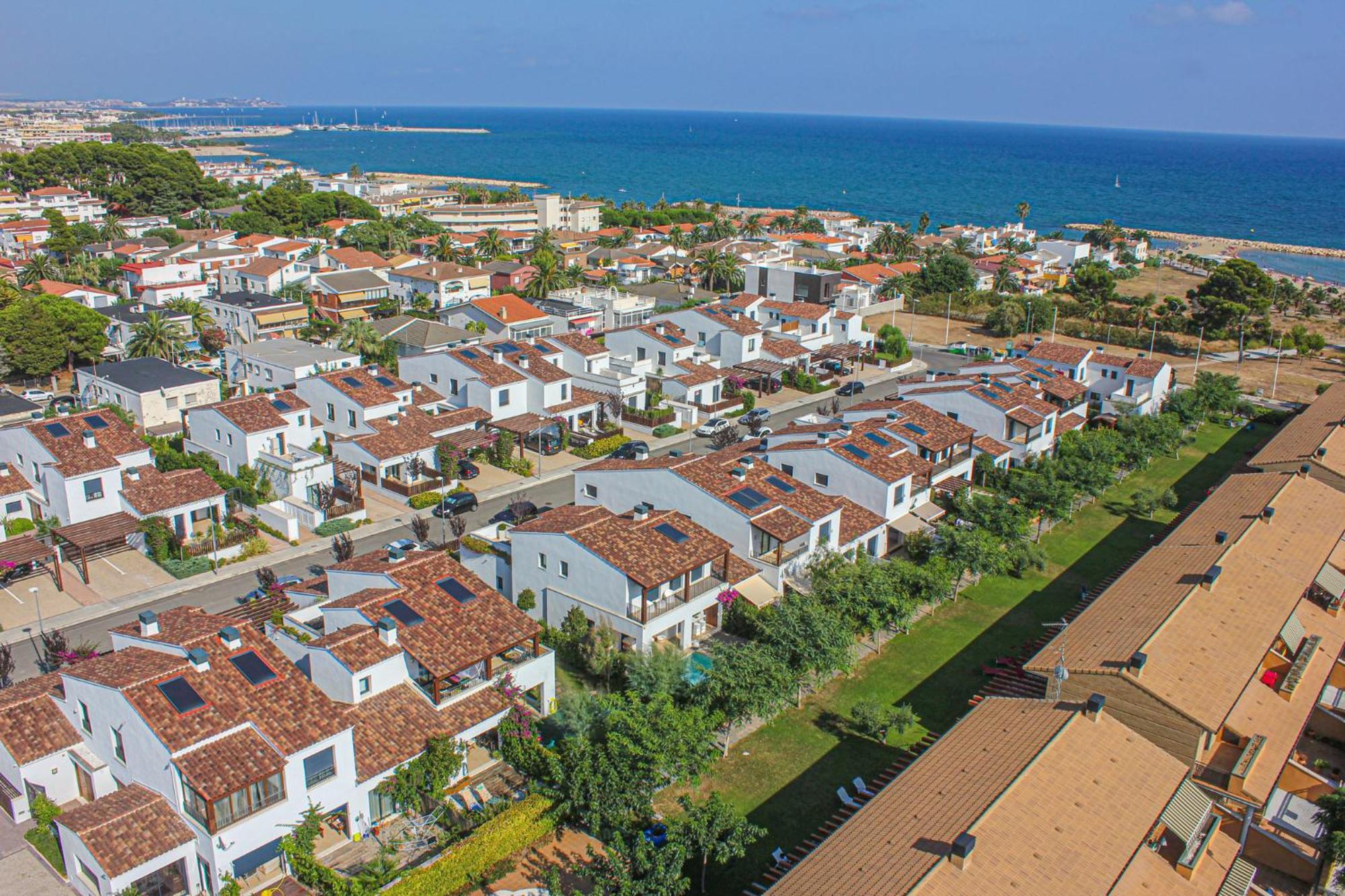 Litoral Costa Dorada - Passeig Del Mar Only Families Cambrils Kültér fotó